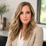 Ashley Deknes-Razevich, Customer Service Manager on Influential Women