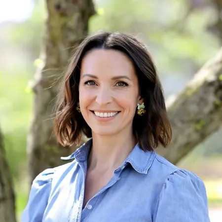 Amanda Pfeiffer