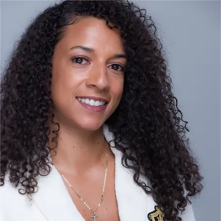 Tiyana Dennis, Executive Assistant on Influential Women