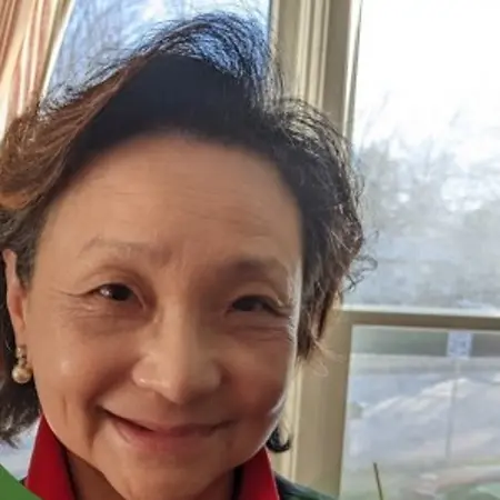 Emily Yeh, ACCOUNT ANALYST on Influential Women