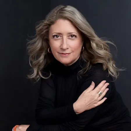Laura McCann, Founder & CEO of Auratherapy on Influential Women
