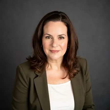 Lyndsey Olson