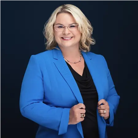 Toni Summers, Senior Account Executive Financial Services on Influential Women