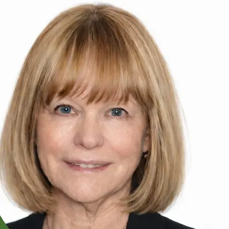 Myra Deister, Online Computer Science Teacher on Influential Women