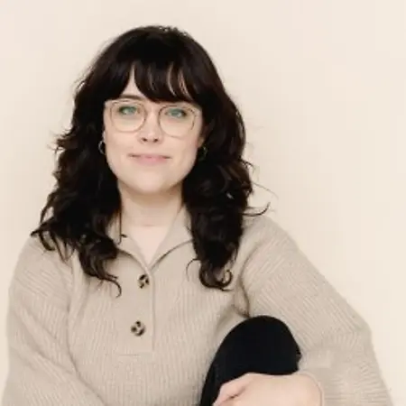 Natalie Gettis, Social Media Manager + Graphic Designer on Influential Women