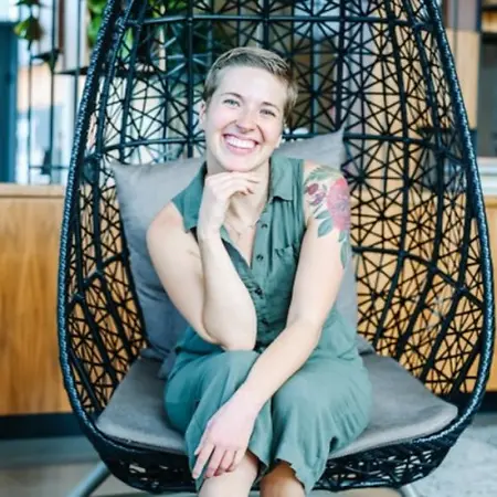 Serenity Lesley, CEO/Owner/Operator: Certified Life Coach | Author | Public Speaker| Content Creator | Event Host on Influential Women