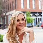 Sara Bister, Wealth Management Market Leader on Influential Women