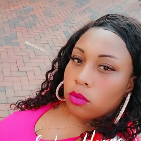 Sade Hogue, Admission Consultant on Influential Women