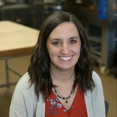 Lindsey Perron, Marketing Manager on Influential Women
