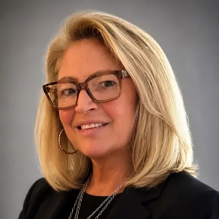 Tina Cullors, MGT