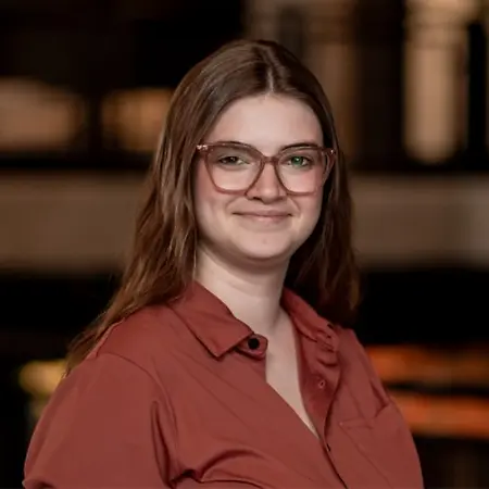 Leah Hopkins, Founder; Graphic Designer on Influential Women