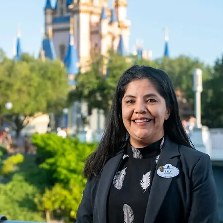Liliana Hugues, Restaurant Supervisor on Influential Women