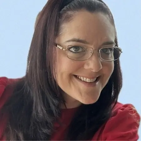 Amanda Richmond, Sales Compensation Manager on Influential Women