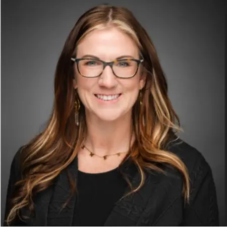 Krystina Pegura, New Hire Training Lead | New Hire Onboarding Specialist on Influential Women