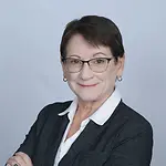 Angela Smucker, ARM, CLCS, CPCU, TRIP, Independent Risk Manager on Influential Women