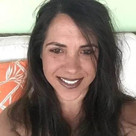 Vanessa Saracino, Freelance Technical Designer on Influential Women