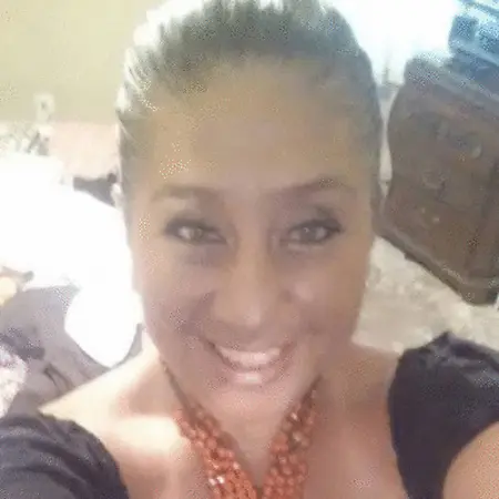 Tanya Sabando, Executive Assistant on Influential Women