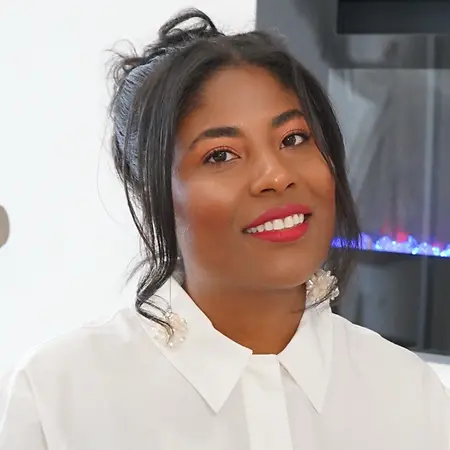 Ashley Marie Tonkins, ABA therapy / life coaching on Influential Women