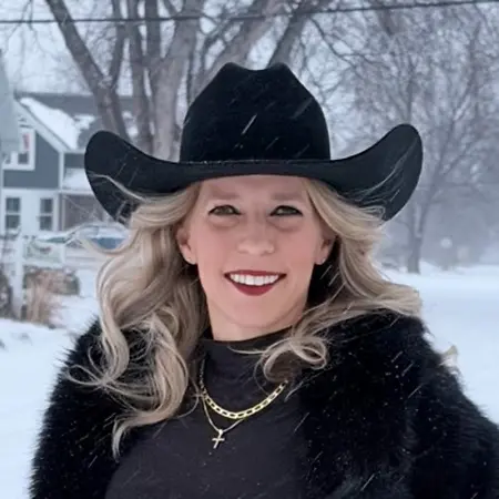 Ashley Babl, Founder on Influential Women