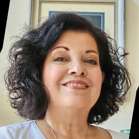 Amanda R. Morales, Business Consultant on Influential Women