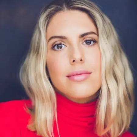 Hanna Dickinson, Associate Creative Director on Influential Women