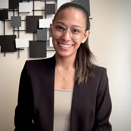 Janalynn Patino, Independent Financial Advisor/Broker on Influential Women