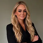 Alicia Corbett, Client Advisor on Influential Women
