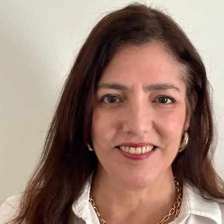 Veronica Morales, Co-Founder, Business Development on Influential Women