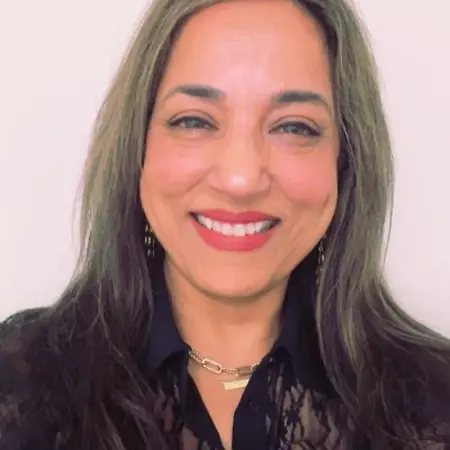 Prachi Gokhale, Freelance Senior Copywriter on Influential Women