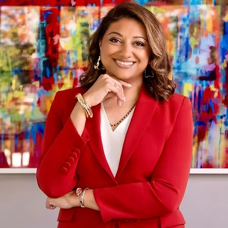 Deepali Vyas, Global Data & AI Sector Leader on Influential Women
