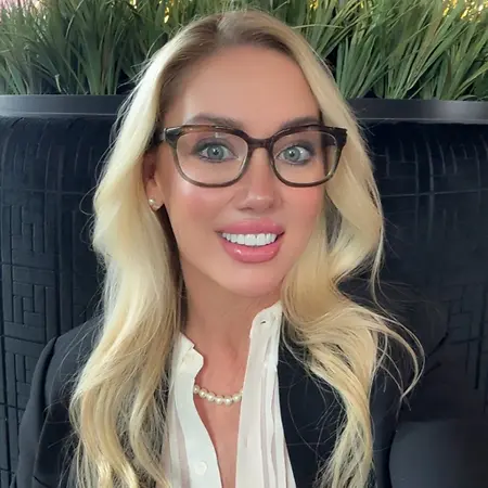 Kelly Anne Ralston, Director of Business Development on Influential Women