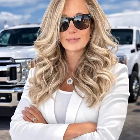 Lauren McCurdy, National Account Manager on Influential Women