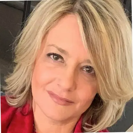 Valerie Georgantas, Chief Growth Officer-As-a-Service on Influential Women