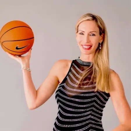 Carolyn Moos Hardin, Board Member on Influential Women