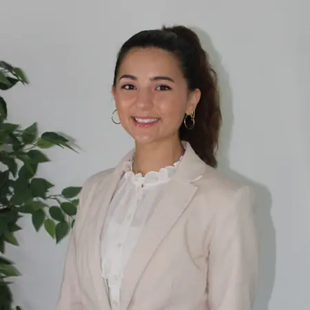 Desirae Diaz, Executive Assistant on Influential Women