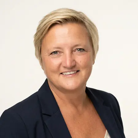 Tamra Nicholas-Nelson, ALMI, Strategic National Account Executive on Influential Women