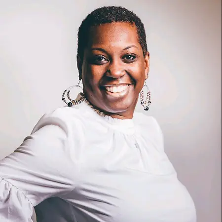 Renae Bradley, Senior Director of Business Transformation & Innovation on Influential Women