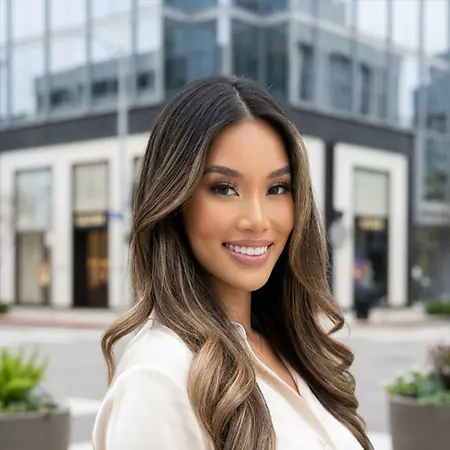 Tiffany Ngo Tong, Medical Sales & Business Development Leader on Influential Women