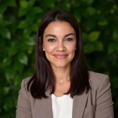 Aida Ortiz, Operations and International Business Development Specialist on Influential Women
