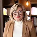 Kimberley Barker, Senior Lecturer on Influential Women