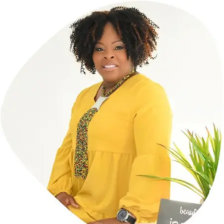 Jolanda Logan, Founder / Chief Executive Officer / Assistant Librarian on Influential Women