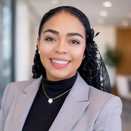 Erica Muñoz-Evans, Healthcare Executive on Influential Women
