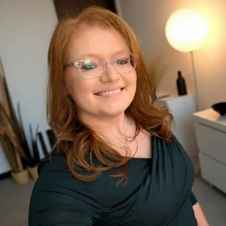 Hope Howard, Customer Advocate Analyst on Influential Women