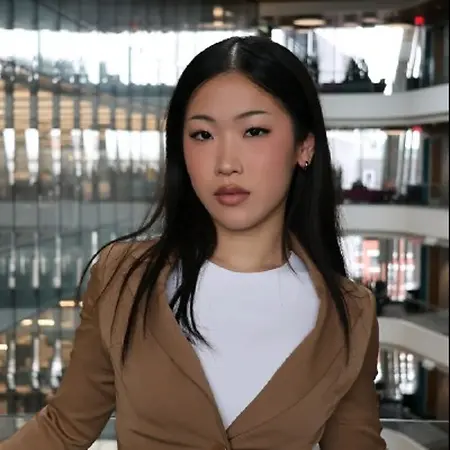 Bina Jeong, Social Co-Chair on Influential Women