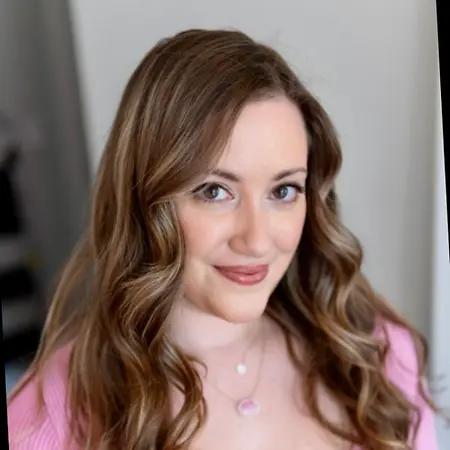 rachel rappaport, Head of Content on Influential Women