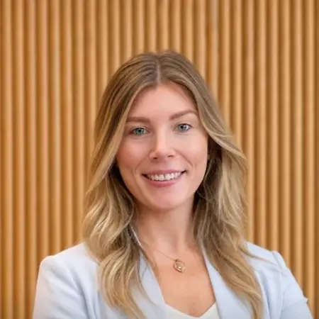 Laura Mayo, Senior Manager, Accounting and Reporting Advisory, Capital Markets Group on Influential Women
