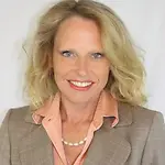 Amanda DICARLO, Senior Lead Interior designer on Influential Women