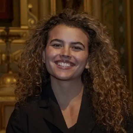 Arianna Yasmeen Javid profile on Influential Women