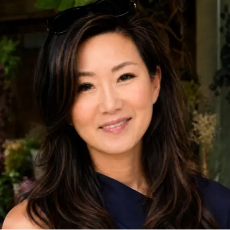 Rosa Chong, Executive Assistant to Global Head of Carlyle AlpInvest on Influential Women