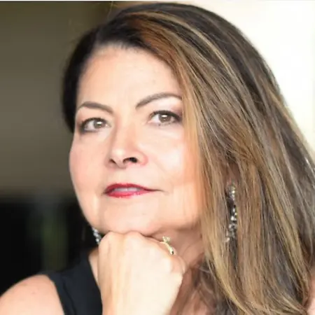Glenis McEwen Moss, Owner & Founder- Leadership Coach & Behavioral Strategist on Influential Women